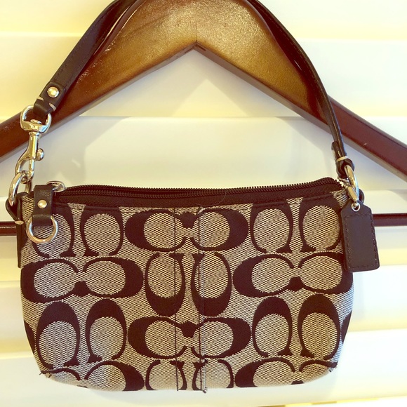 Coach Handbags - Like New Coach Signature Jacquard Mini Purse